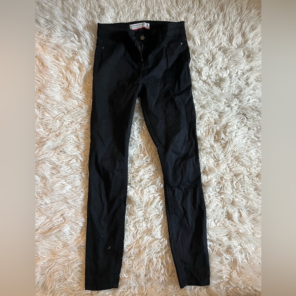 Black skinny jeggings